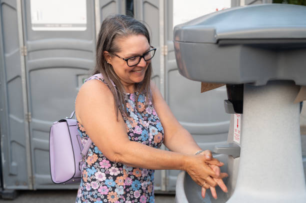 Best Emergency porta potty rental  in Evergreen Park, IL