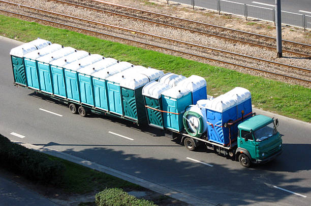 Best Porta potty delivery and setup  in Evergreen Park, IL